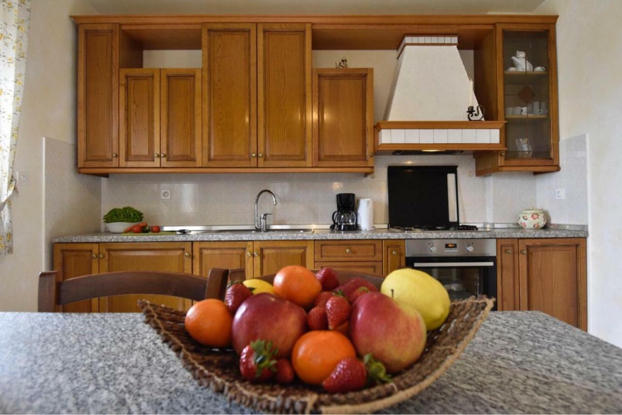 Kuca Legovic Villa Kaštelir Buitenkant foto