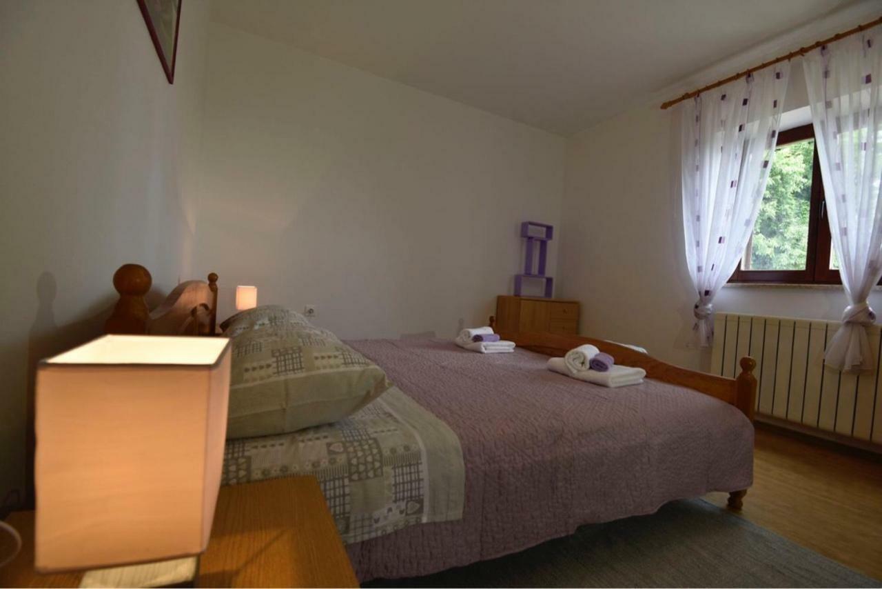 Kuca Legovic Villa Kaštelir Buitenkant foto