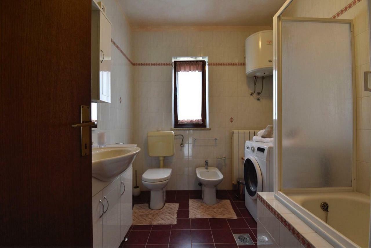 Kuca Legovic Villa Kaštelir Buitenkant foto